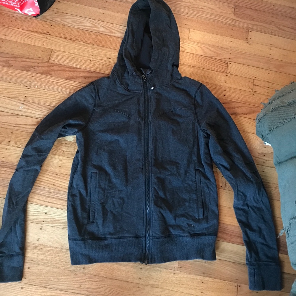 Lululemon Jacket!!
