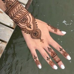 Meet your Posher, Royalty