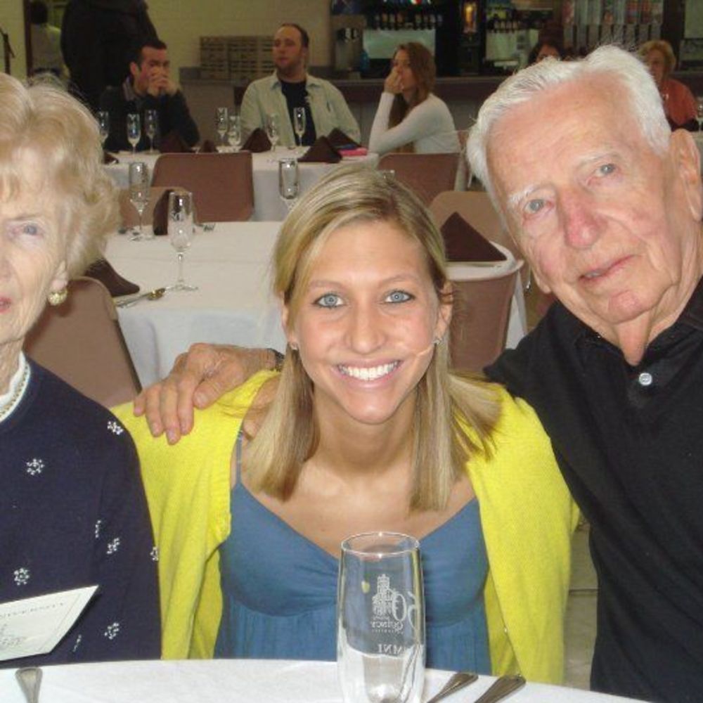 Meet your Posher, Molly