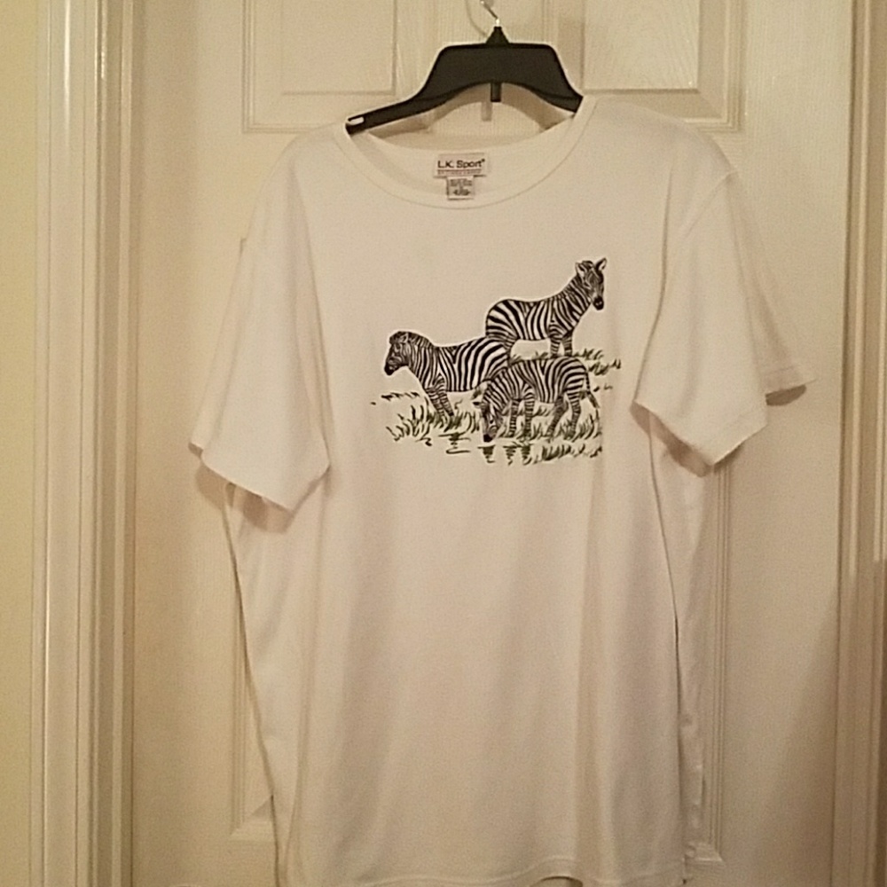 L.K. SPORT PULL OVER TOP