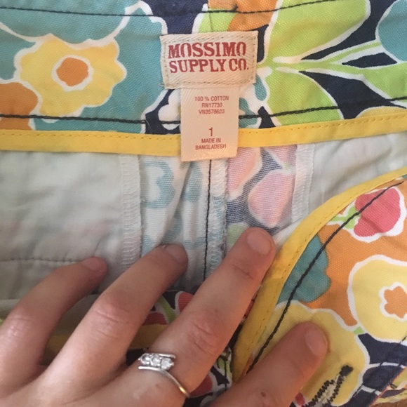 Patterned Shorts - Picture 2 of 2