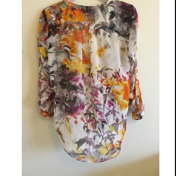 bebe Floral Blouse - Picture 2 of 3