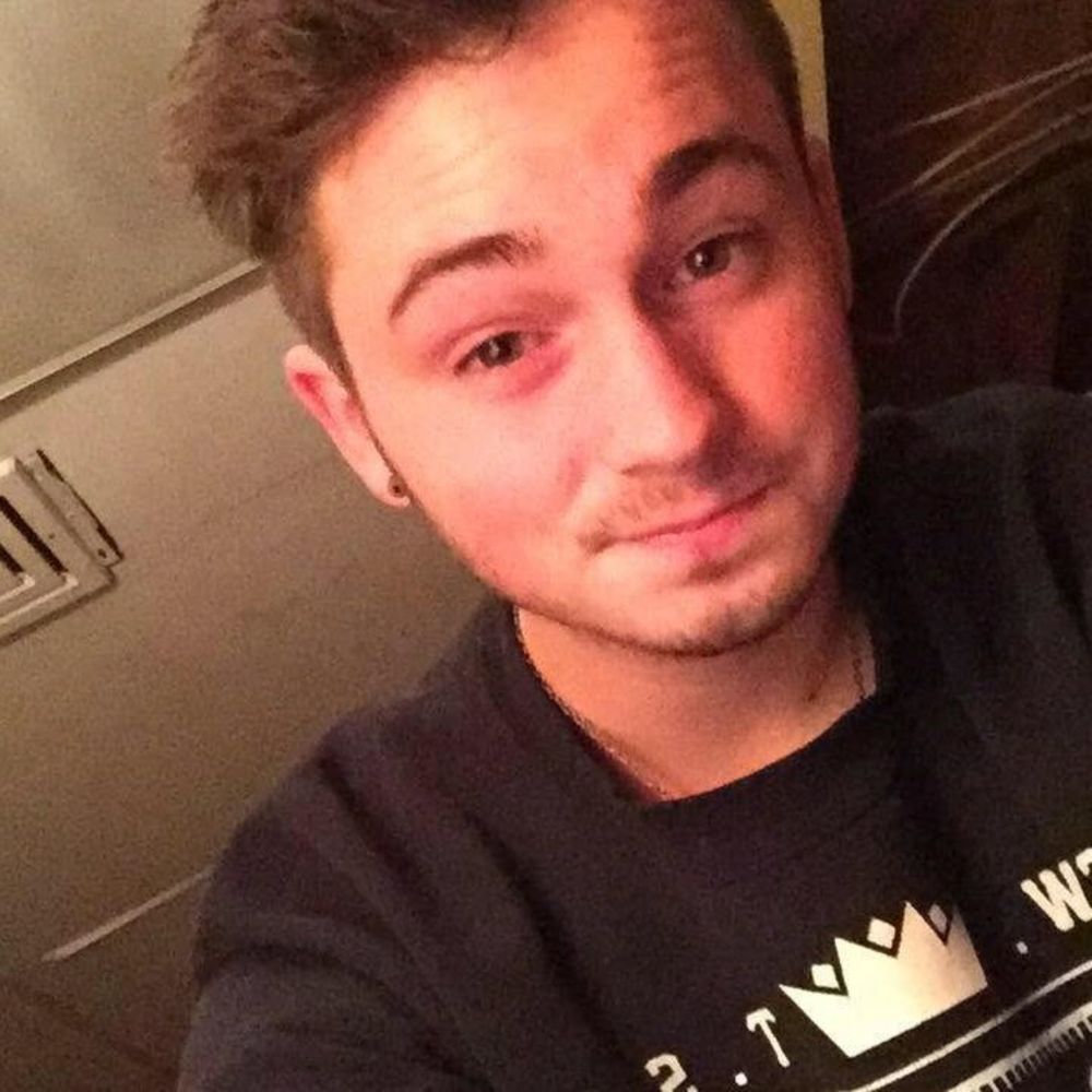 Meet your Posher, Caleb