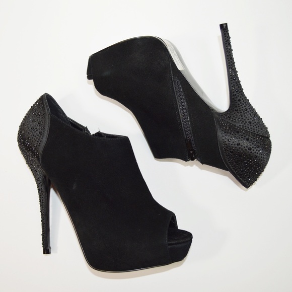 New Steve Madden Suede "Hartles" Peep Toe Heel - Picture 4 of 4