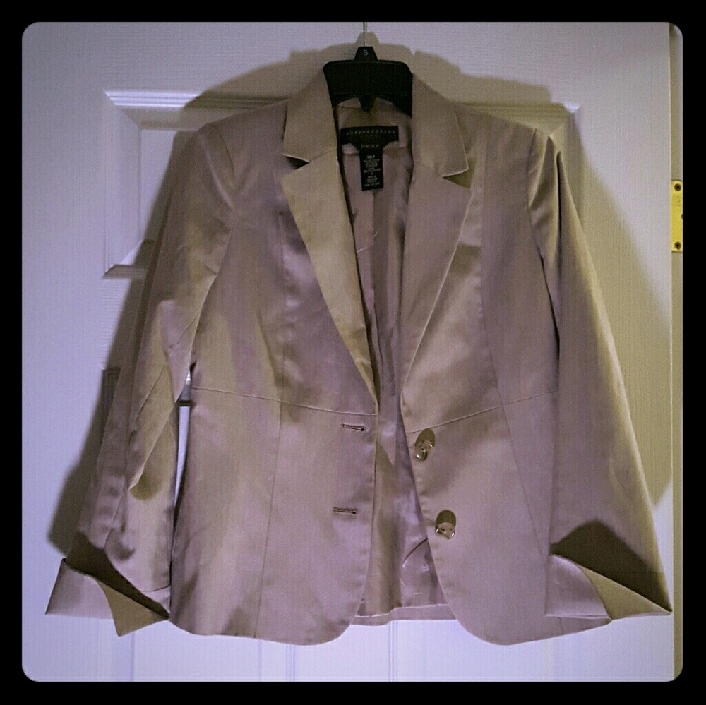 Women's Tan Geoffrey Beene Sport Jacket  (Size 4)