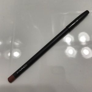 MAC lip pencil