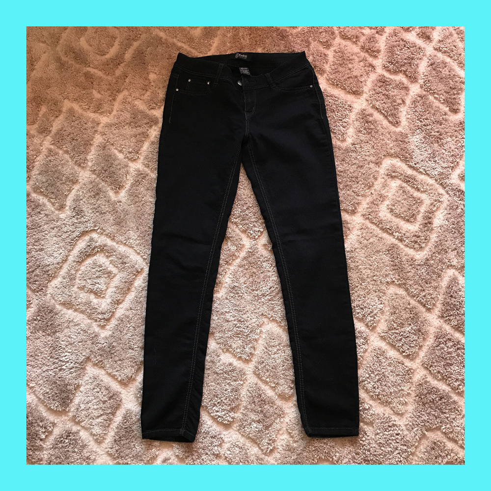 Black Skinny Jean