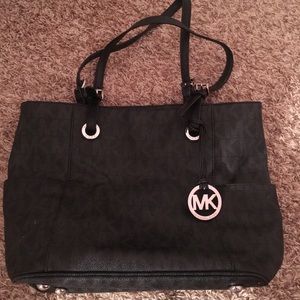 Michael Kors Travel Tote