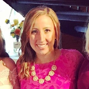 Meet your Posher, Lauren