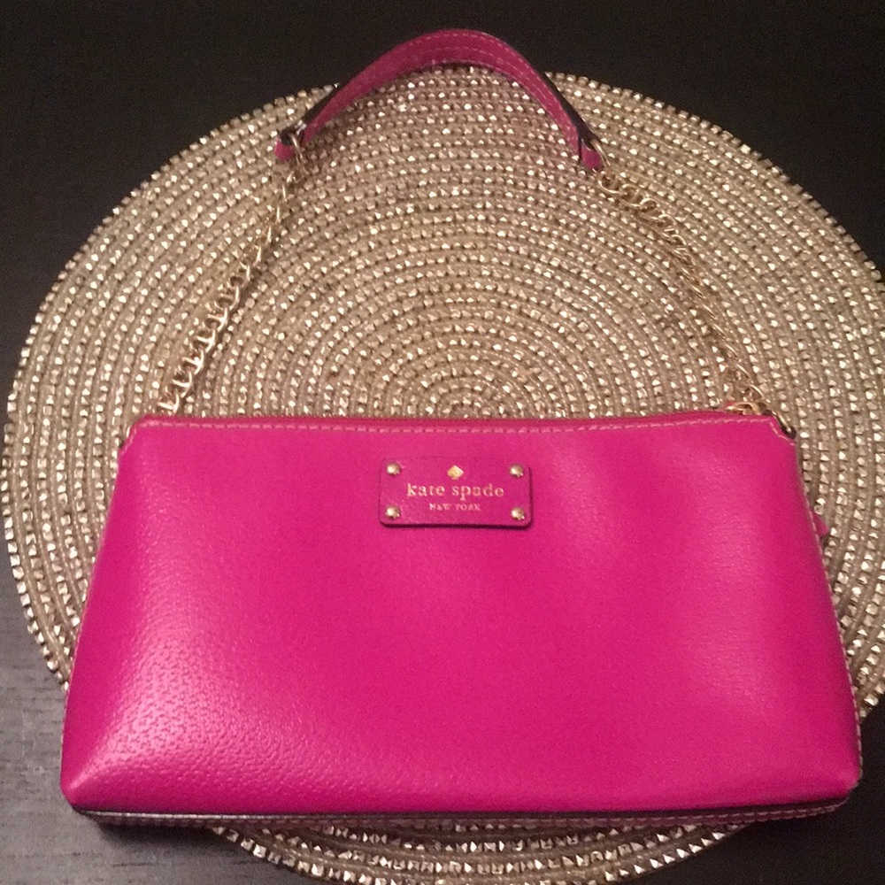 💃🏻Price drop 💃🏻Magenta Kate Spade bag