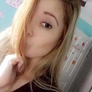 Meet your Posher, Reyna