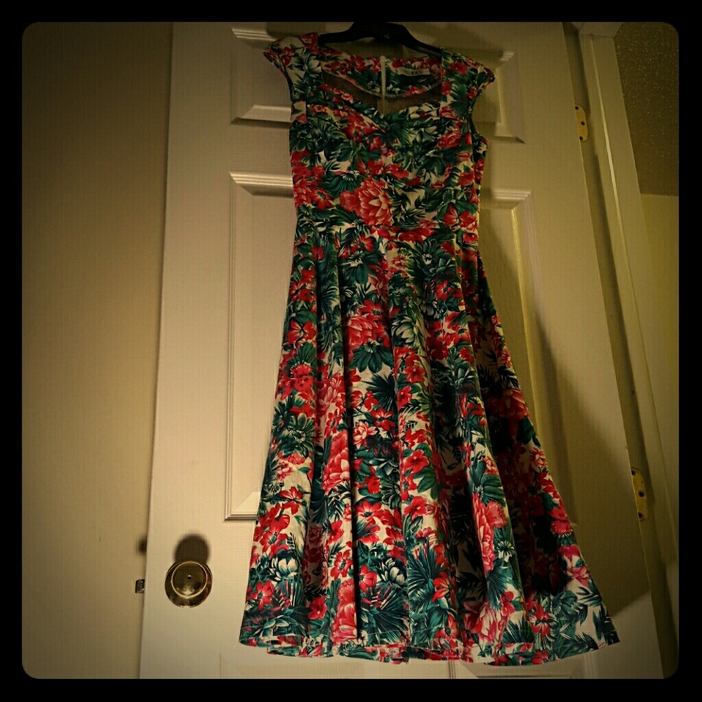 Women's Floral Muxxn Dress (Size S)