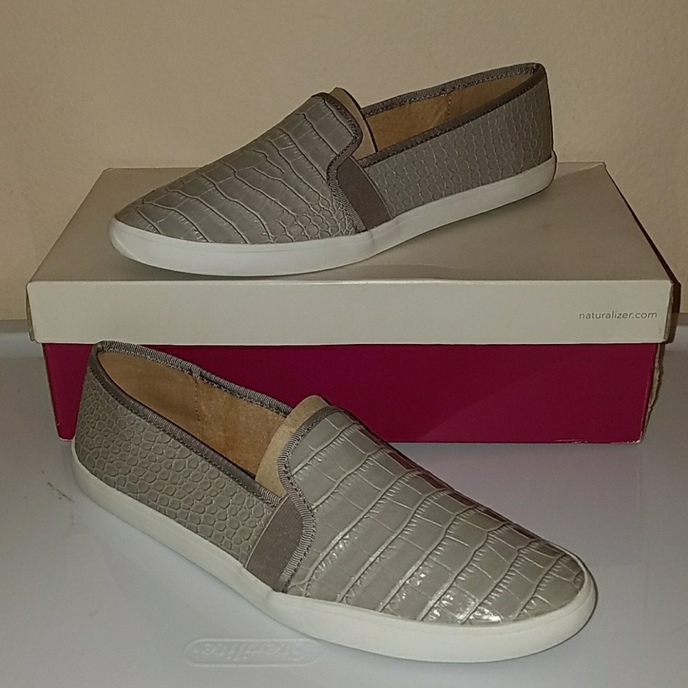 Gray croco sneakers