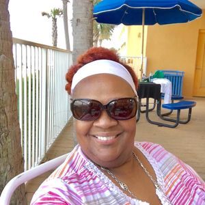 Meet your Posher, Carolyn