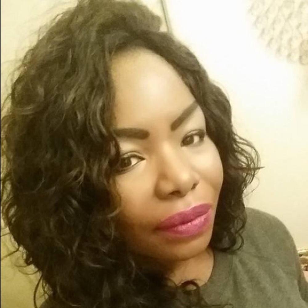 Meet your Posher, Mya