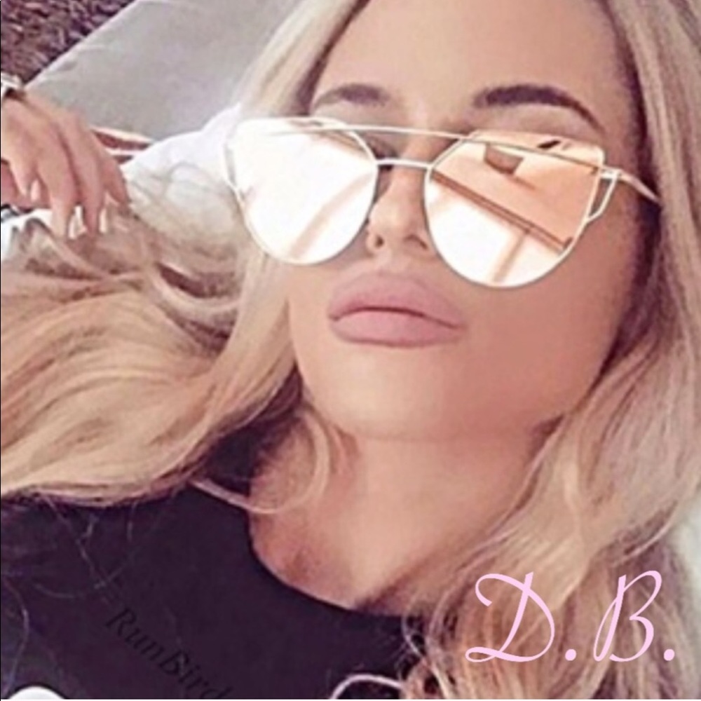 Cat eye glasses