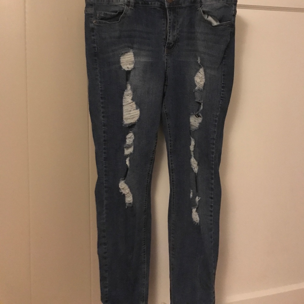 Ripped plus size skinny jeans