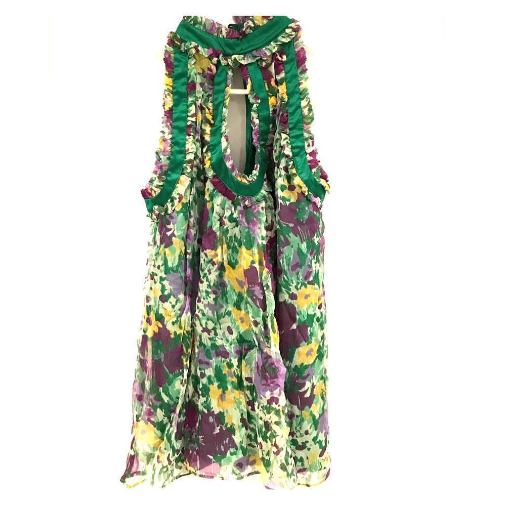 NU Collective floral top