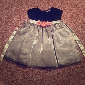 Baby's dress Baby's dress