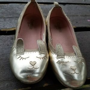 Oshkosh Gold bunny flats size 13