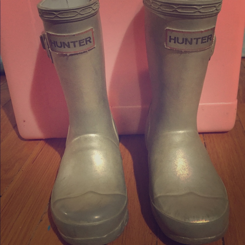 Girls metallic silver Hunter rain boots size 10