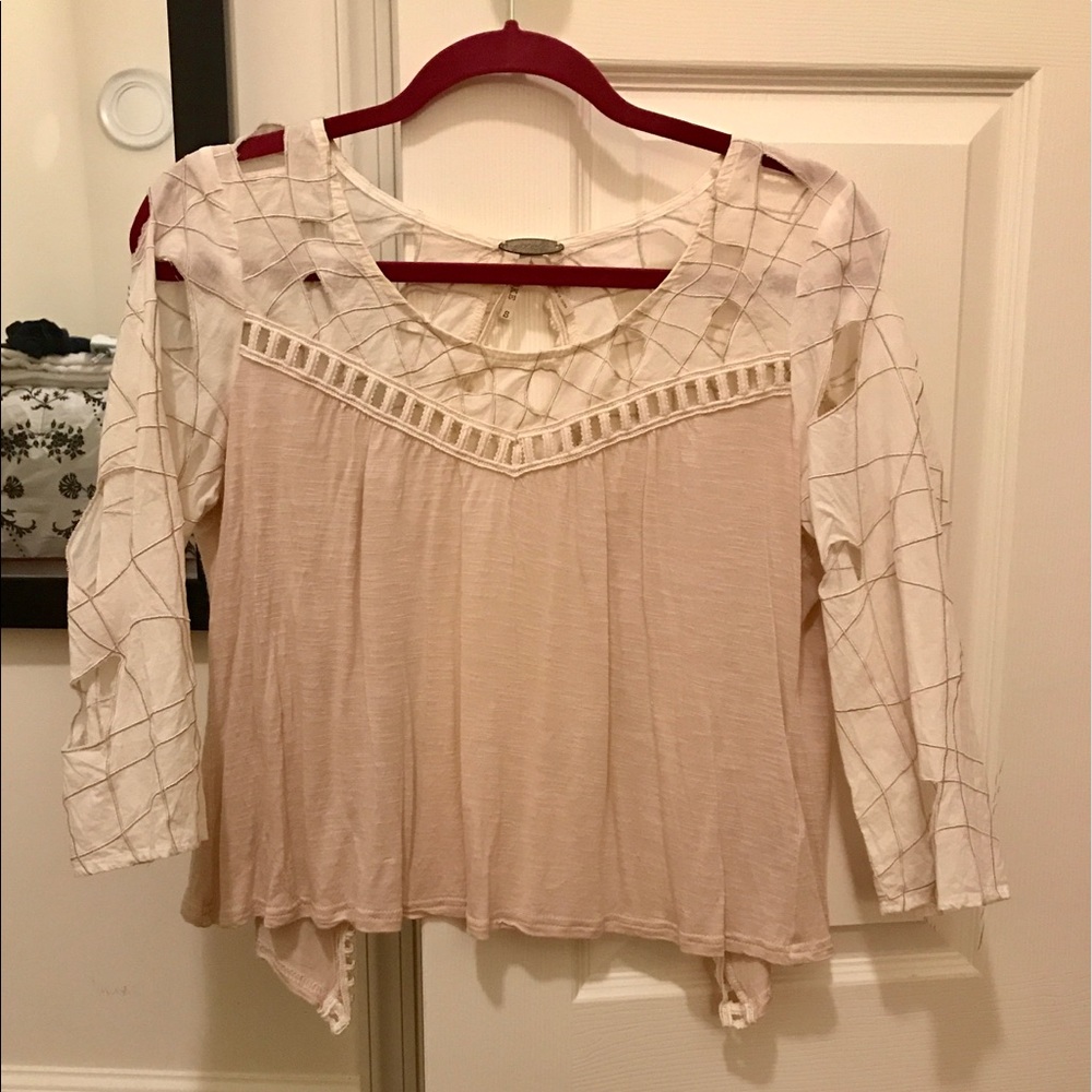 Buckle half sleeved shirt