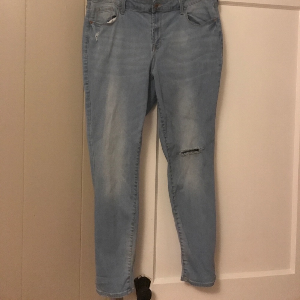 Light wash jeans