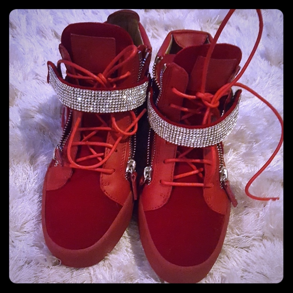 Brand new Guiseppe Zanotti size 39