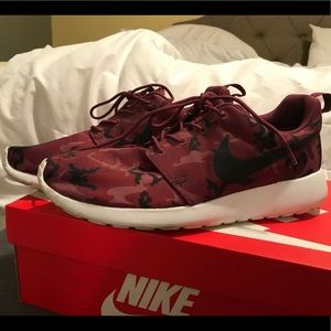 Men's NIKE Rosherun shoes