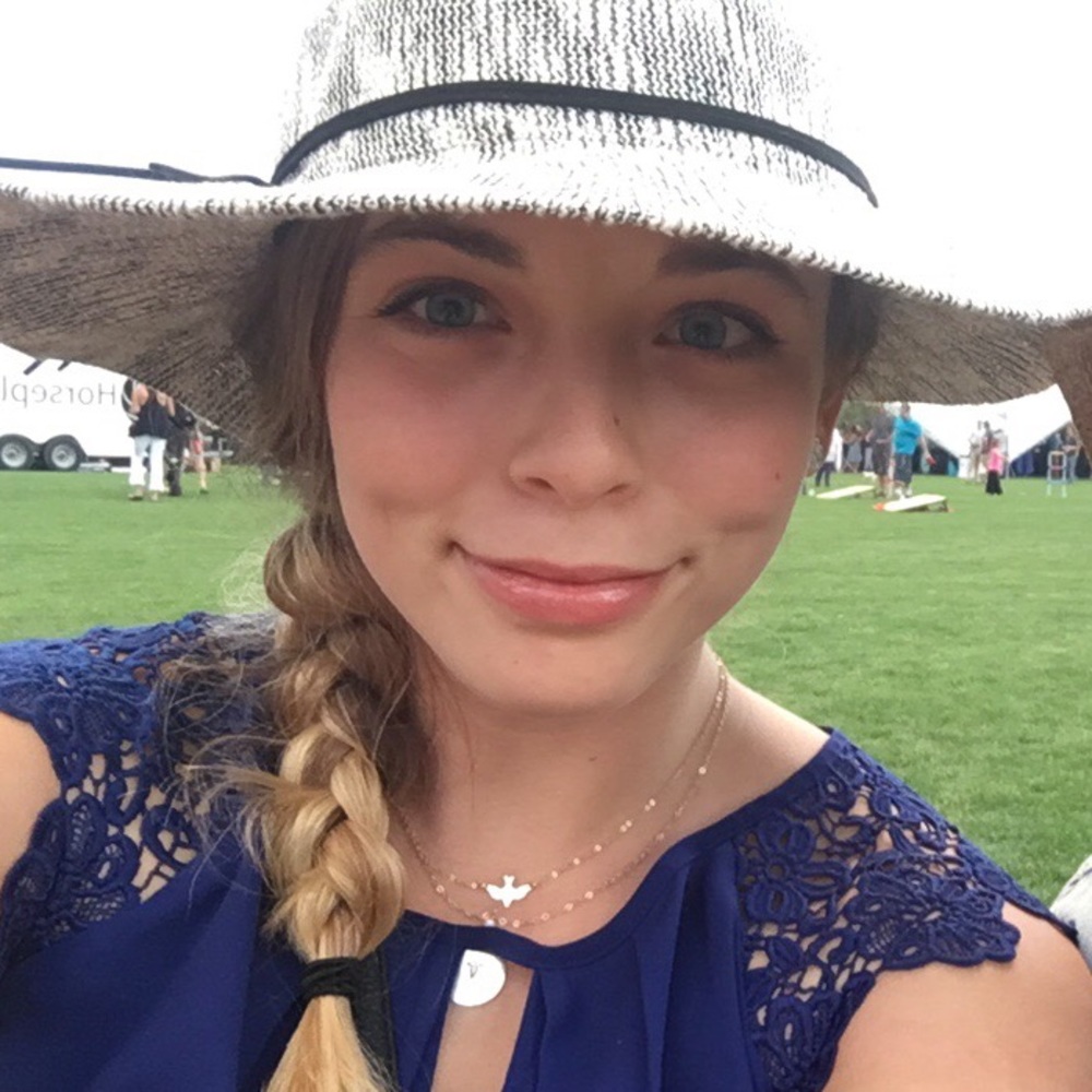 Meet your Posher, Melissa