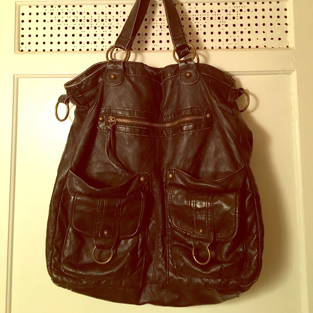 Super Cute Distress Black Purse 🌻🌻
