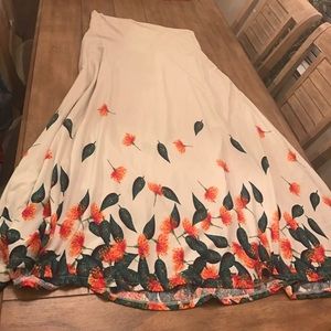 LuLaRoe Maxi Skirt XL (NWOT)