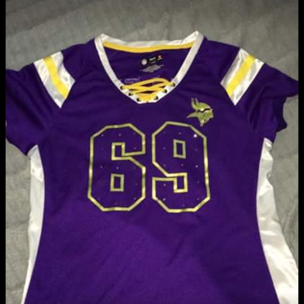 ISO(in search of) pink minnesota Vikings top