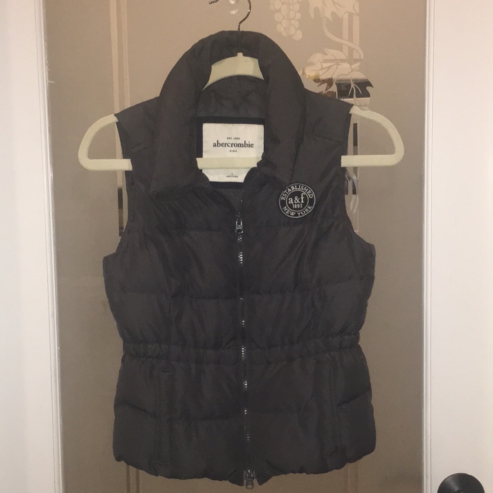 Abercrombie Kids large down vest