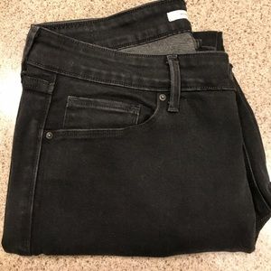 Black Levi's Jeans