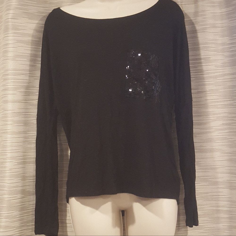 Womens long sleeve black shirt