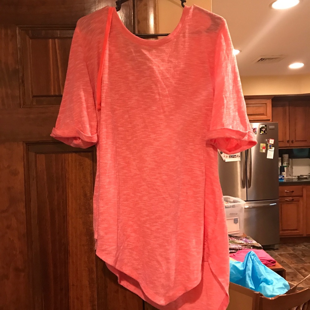 Active wear A-symmetrical shirt