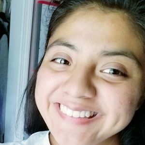 Meet your Posher, Noelia