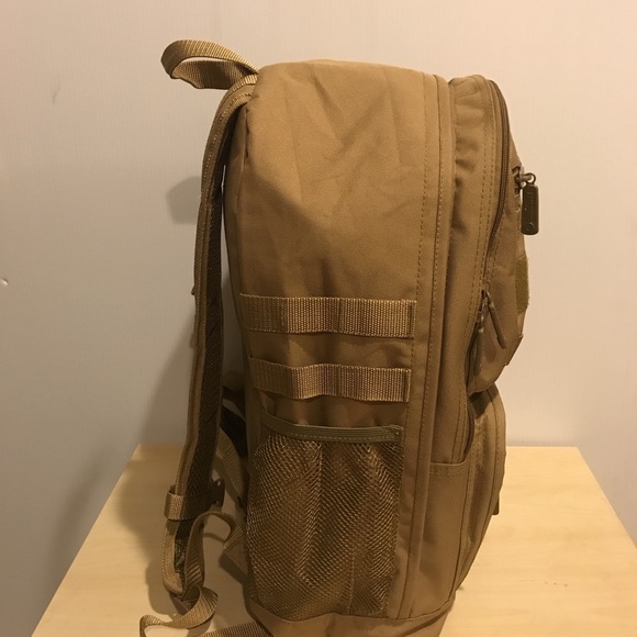 Tan military tactical backpack - Picture 2 of 4