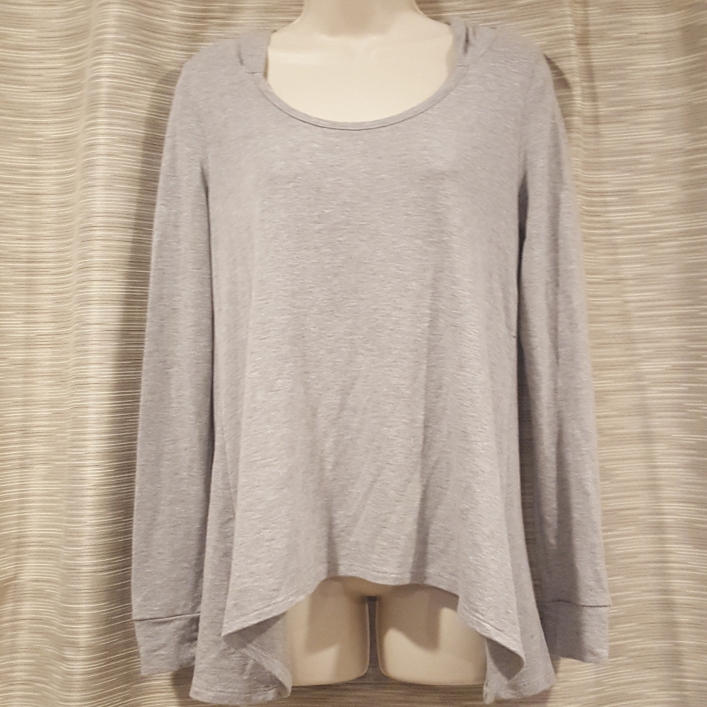 Womens grey long sleeve hooded shirt
