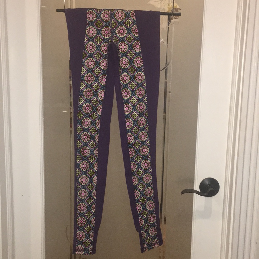 Ivivva purple leggings size 8