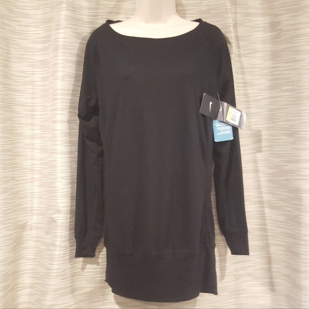 Nike NWT womens black long sleeve shirt
