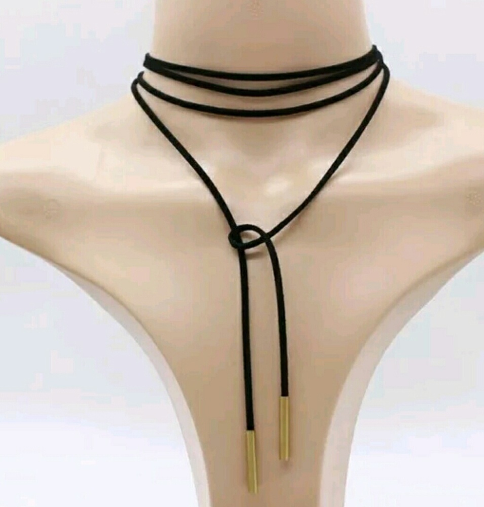 Women's trendy wrap-style choker