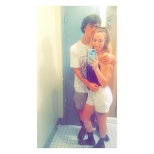 Meet your Posher, Alexus