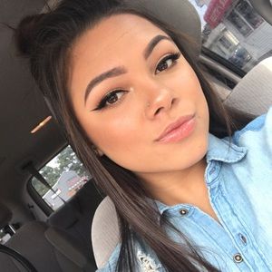 Meet your Posher, Jenni