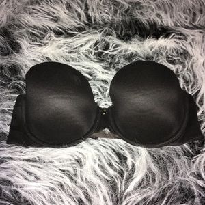 EUC 34D VS Strapless Bra