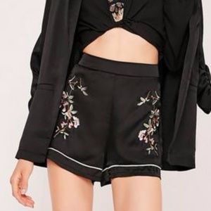 MISSGUIDED SHORTS NWT EMBROIDERY
