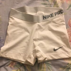 NIKE PROS 3"