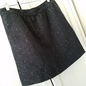 LOFT sz 8 black tweed skirt