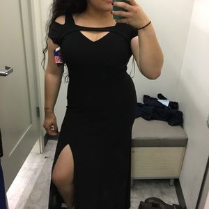 Black night gown
